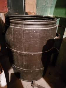 lot 6277 image: Hard Plastic Black Trash Barrel