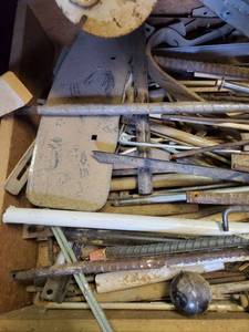 lot 6321 image: Drawer Full of Metals