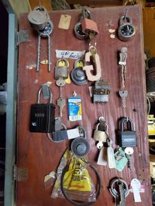 lot 6355 image: Lot of Locks
