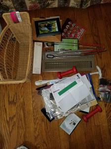 lot 7552 image: Lot of Miscellaneous . Magazine Basket
