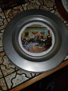 lot 7619 image: Declaration of Independence Silver Decorative Plate