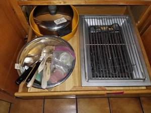 lot 7626 image: 1 Electric Grill. Cooking Tools and Stainless pot with Bowl