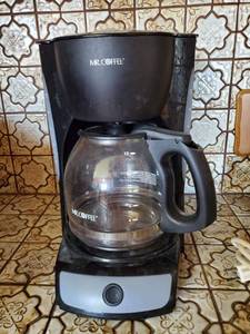 lot 7631 image: Mr Coffee Coffee Pot
