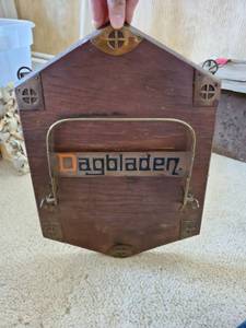 lot 7651 image: Dagbladen Wooden Retracible Shelf