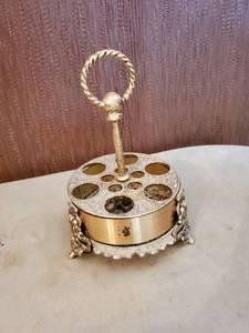 lot 7684 image: Vintage Lipstick Caddy