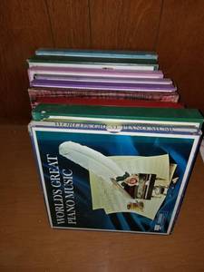 lot 7697 image: Lot of Vinyl Record. Insturments. worlds Great Piano Music