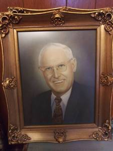 lot 7721 image: 2 Vintage Portraits Framed