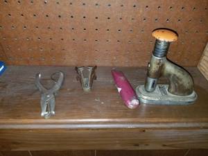 lot 7727 image: Vintage Tools. Hole Puncher. and Blade