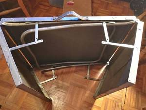 lot 7738 image: Metal Folding Table