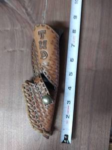 lot 7775 image: Brown Leather Sheath TWD