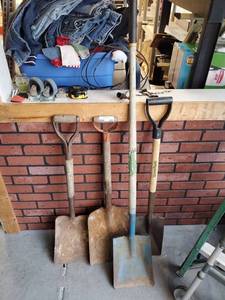 lot 466 image: Shovel Lot- 4 Total