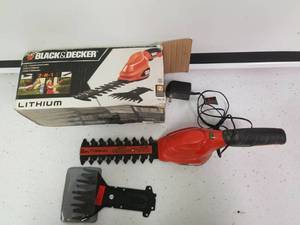 lot 1418 image: Black & Decker 2 in 1 Garden Shear combo tested