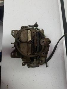 lot 1429 image: Four-barrel carburetor