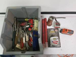 lot 1431 image: Laser straight new Stanley tape measure and misc tools