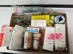 lot 1452 image: miscellaneous first aid