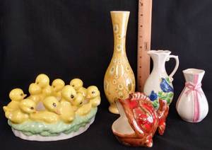 lot 69 image: Lot of 5 Pottery Pieces  All Signed E P