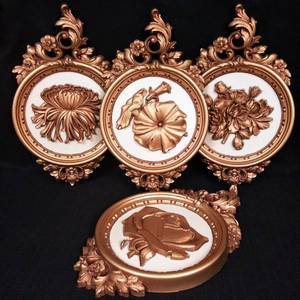 lot 108 image: Vintage Dart Industries Wall Plaques  Set of 4 Flower Blossoms  1977