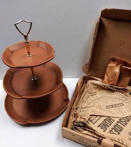 lot 111 image: 1960s Vintage 3 Tiered Afternoon Tea Stand