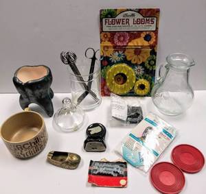 lot 112 image: Another Treasure Hunt Lots of Goodies