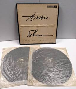 lot 128 image: Artie Shaw - In The Blue Room  In The Cafe Rouge - Lp Vinyl Record