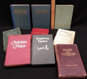 lot 185 image: Lot of 9  Vintage Hymnal Books