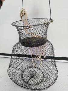 lot 1474 image: Fish basket
