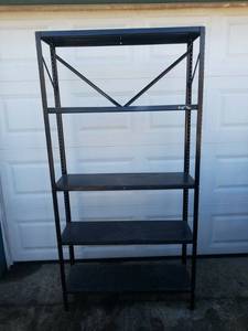 lot 1643 image: metal shelves