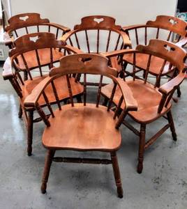 lot 43 image: 6 Colonial Style Solid Hard Rock Maple Dining Chairs  from Tell City Chairs