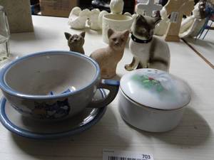 lot 703 image: Cat Lot