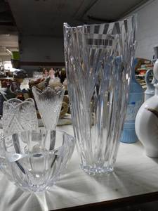 lot 706 image: Lot of Crystal and Cut Glass