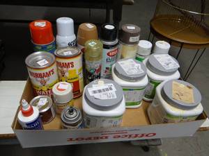 lot 714 image: Lot of Cleaning Supplies and Paint Samples