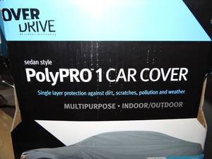 lot 770 image: New In Box Car Cover