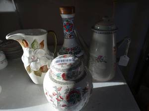 lot 838 image: Porcelain and Ceramic Lot
