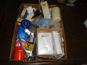 lot 859 image: Lot of Misc Hardware