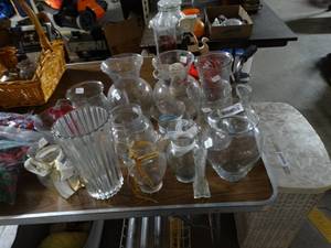 lot 942 image: Large Lot of Vases