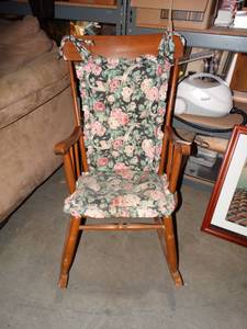 lot 973 image: Solid Rocking Chair w Cushion