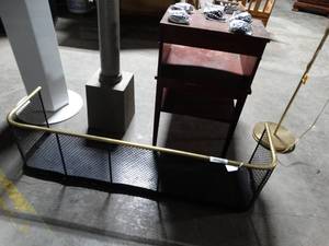 lot 1159 image: Metal Shelf