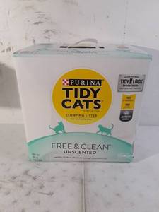 lot 5 image: Purina Tidy Cats Clumping Cat Litter, Free & Clean Unscented Multi Cat Litter