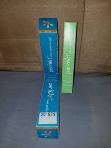 lot 7885 image: Lot if 2 PERFEKT CHEEK GEL. BRONZE. AND 1 CHAMPAGNE