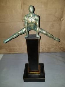 lot 7947 image: Acrobatic Statue