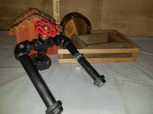 lot 7959 image: Lot of Decorative Items, Wooden items Variety, Metal Pipe with Red handle