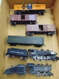 lot 3077 image: Train Engine (2), Coal Car, and more