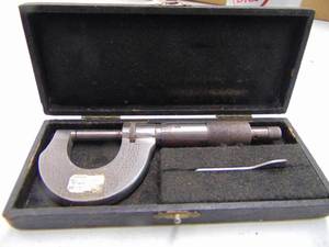 lot 3083 image: Dial Calipers Made in Germany