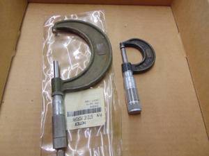 lot 3087 image: 2 Dial Calipers