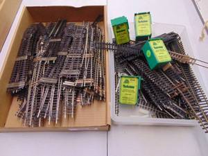 lot 3104 image: HO Scale Track and Switches