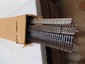 lot 3113 image: 20 Pieces 3 foot Flex Track HO Scale