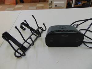 lot 3136 image: Tymex Alarm Clock and More