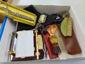 lot 3159 image: Pinking Shears, Lighters, and More