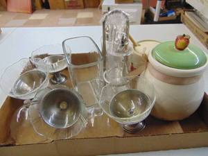 lot 3167 image: Custard Cups on Stands and more