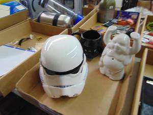 lot 3206 image: Star Wars Piggy Bank and Coffee Cup and More
